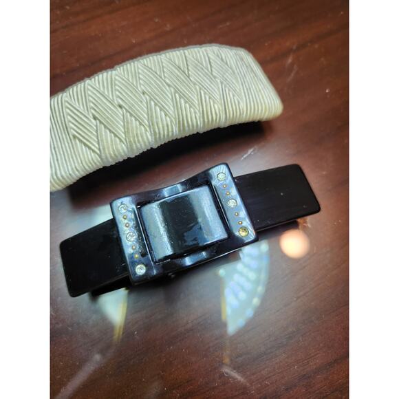 Vintage Hair Clip Duo‎ – Revlon Cream Fabric Barrette & Black Rhinestone Clip - Picture 1 of 3